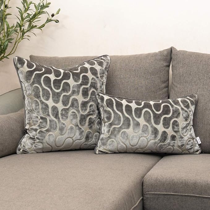 Yangest Silver Grey Square Throw Pillow Cover Wavy Velvet Cushion Cover Modern Zippered Pillowcase for Sofa Couch Bedroom Living Room Chair, 20 x 20 Inch