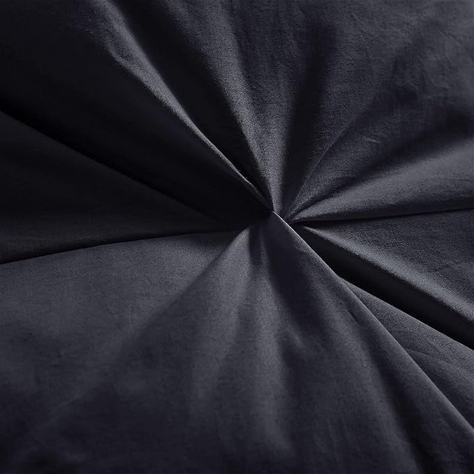 Luxurious All-Season Goose Down Feather Fiber Comforter Oversize Queen Duvet Insert (98x98), Exquisite Pinch Pleat Design- Black, Premium Baffle Box, 100% Egyptian Cotton Cover, 70 oz. Fill Weight