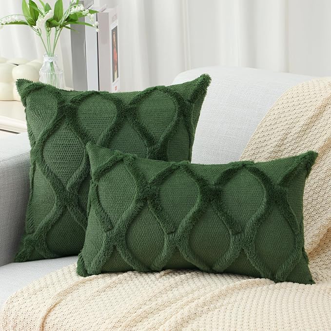 decorUhome Throw Pillow Covers 26x26 Inch Set of 2, Soft Plush Faux Fur Wool Forest Elf Couch Pillow Covers, Decorative Neutral Pillow Cases for Bed Sofa Living Room Home Decor
