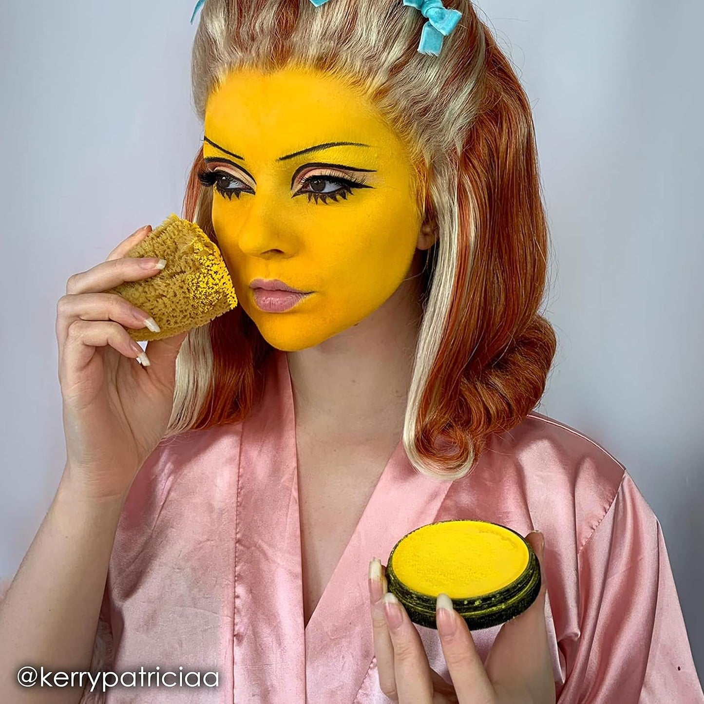 Mehron Makeup StarBlend Cake Makeup | Wet/Dry Pressed Powder | Powder Foundation | Yellow Face Paint & Body Paint 2 oz (56g)