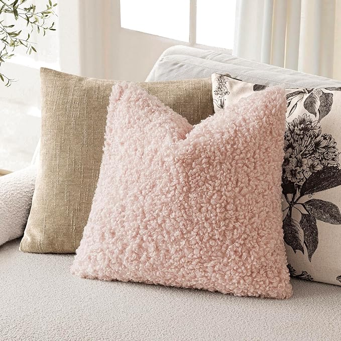 Foindtower 2 Pieces 18x18 Inch Light Pink, Faux Fur Throw Pillow Cover Accent Sherpa Furry Pillow Covers Fuzzy Soft Pillowcases Cozy Sheepskin Decorative Fleece Cushion Case for Bed Couch Living Room