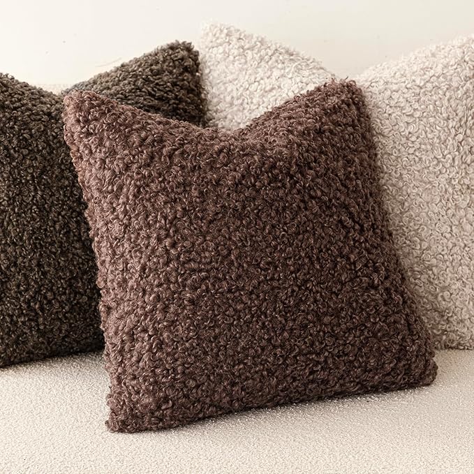 Foindtower 2 Pieces 24x24 Inch Red Brown, Faux Fur Throw Pillow Cover Accent Sherpa Furry Pillow Covers Fuzzy Soft Pillowcases Cozy Sheepskin Decorative Fleece Cushion Case for Bed Couch Living Room
