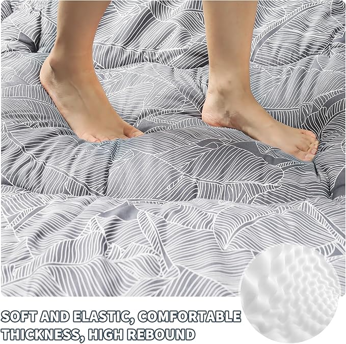 Japanese Floor Mattress,4" Thicken Japanese Floor Sleeping Pad Foldable,Futon Mattress Suitable for Camping and Guest Room (Grey, Queen (80" X 60"))