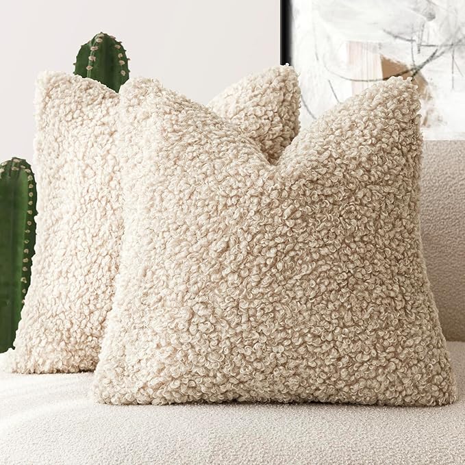 Foindtower 2 Pieces Faux Fur Throw Pillow Cover Decorative Sherpa Pillow Fuzzy Accent Pillowcases Soft Sheepskin Fleece Cushion Case for Bed Couch Living Room 18x18 Inch Oatmeal