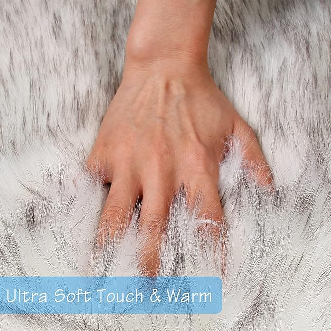 duduta White Black Faux Sheepskin Round Rug 4x4 ft, Fluffy Shag Fur Bedroom Nursery Kids Playroom Rug Dorm Decor Non Slip Washable