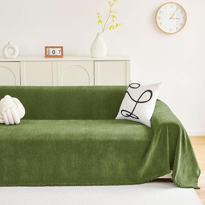 hyha Couch Cover for Dogs, Boho Sofa Covers for 3 Cushion Couch Washable, Chenille Sofa Slipcover for Pets, Soft Loveseat Sectional Couch Throw Blankets with Tassels (Green, 88.5x118 Inch)