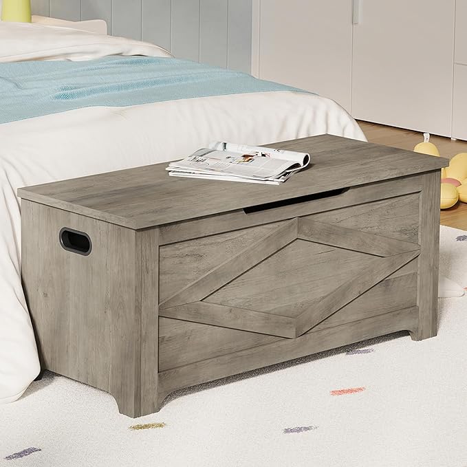 GarveeHome 39.4" Storage Chest, Wooden Storage Bench with Safety Hinges, Easy Assembly, Large Toy Chest for Entryway, Living Room, Bedroom
