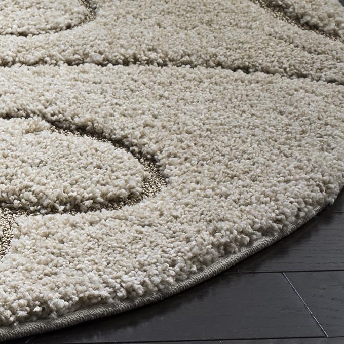 SAFAVIEH Florida Shag Collection Area Rug - 4' Round, Cream & Beige, Scroll Design, Non-Shedding & Easy Care, 1.2-inch Thick Ideal for High Traffic Areas in Living Room, Bedroom (SG455-1113)