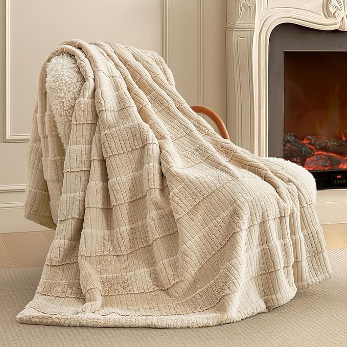 Amélie Home Luxury Striped Faux Fur Throw Blanket for Couch, Embossed Split Fur Cozy Fuzzy Fluffy Luxurious Soft Plush Sofa Chair Bed Gift Blankets for Women Men Wife Friend, 60"x80", Beige