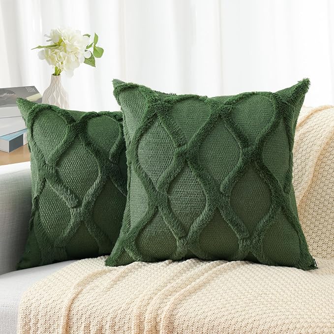 decorUhome Throw Pillow Covers 24x24 Inch Set of 2, Soft Plush Faux Fur Wool Forest Elf Couch Pillow Covers, Decorative Neutral Pillow Cases for Bed Sofa Living Room Home Decor