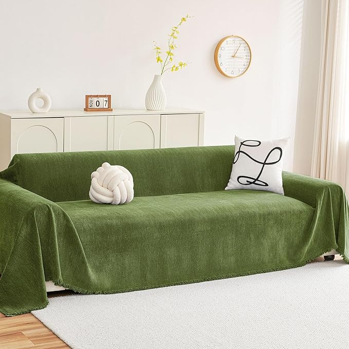 hyha Couch Cover for Dogs, Boho Sofa Covers for 3 Cushion Couch Washable, Chenille Sofa Slipcover for Pets, Soft Loveseat Sectional Couch Throw Blankets with Tassels (Green, 71x118 Inch)