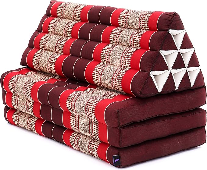 Leewadee 3-Fold Mat XXL with Triangle Cushion – Firm TV Pillow, Foldable Mattress with Cushion Made of Kapok, 67 x 31 inches, Red