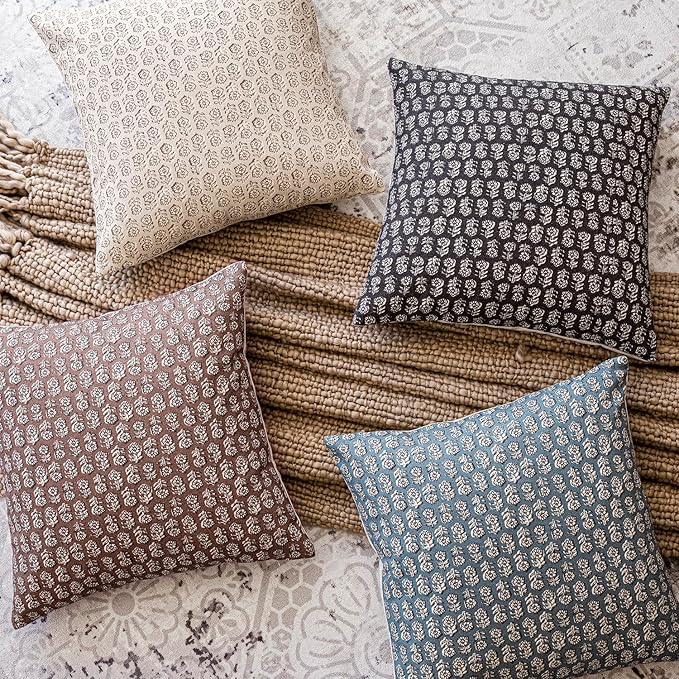 Foindtower Set of 2 Decorative Neutral Floral Print Throw Pillow Covers Vintage Accent Farmhouse Cushion Covers Boho Home Decor for Sofa Couch Chair Bedroom Living Room Outdoor,24×24 Inch,Black