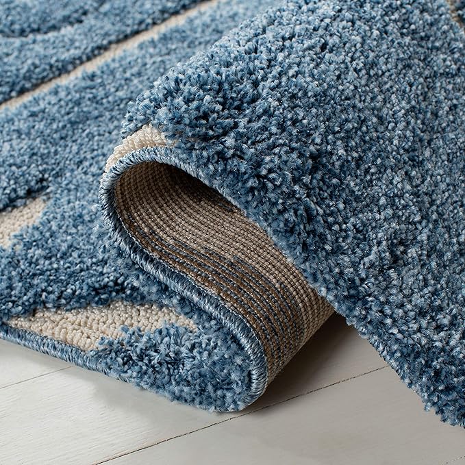 SAFAVIEH Area Rug 8x10 - Florida Shag Collection - Large - Light Blue & Cream, Scroll Design, Non-Shedding & Easy Cleaning, Plush Thick Pile, Ideal for Living Room, Bedroom, Dining Space (SG455-6011)