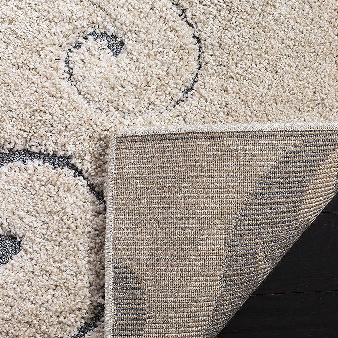 SAFAVIEH Florida Shag Collection Area Rug - 5'3" x 7'6", Beige & Blue Grey, Scroll Design, Non-Shedding & Easy Care, 1.2-inch Thick Ideal for High Traffic Areas in Living Room, Bedroom (SG455-1155)